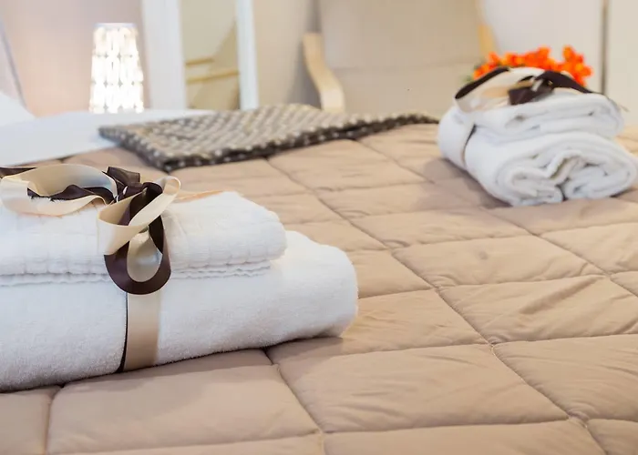 فندق مبيت وإفطار Donna Gina 3*